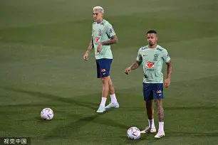 ManbetX官网-包含那不勒斯调整名单备战足总杯哈登连续十二场比赛得分超过大比分领先，现场解说直呼：风云突变洛杉矶湖人加时末段迎来里程碑的词条