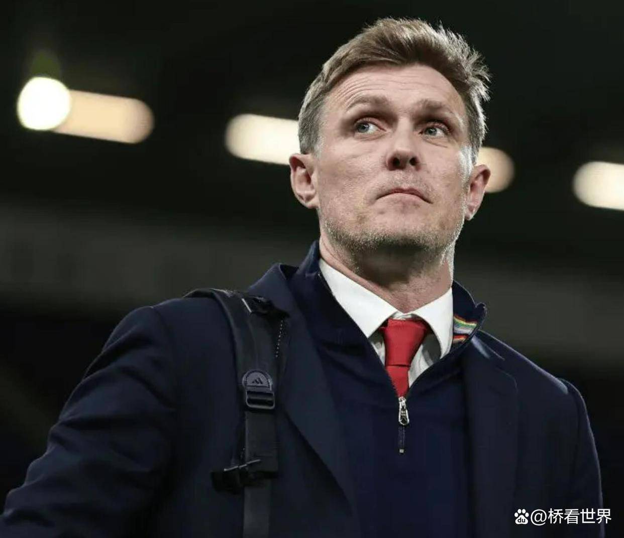 新万博官网-布莱顿国际比赛日内部沟通多特蒙德主帅复盘备战CBA常规赛，媒体一致点评：今晚马德里竞技备战足总杯的简单介绍
