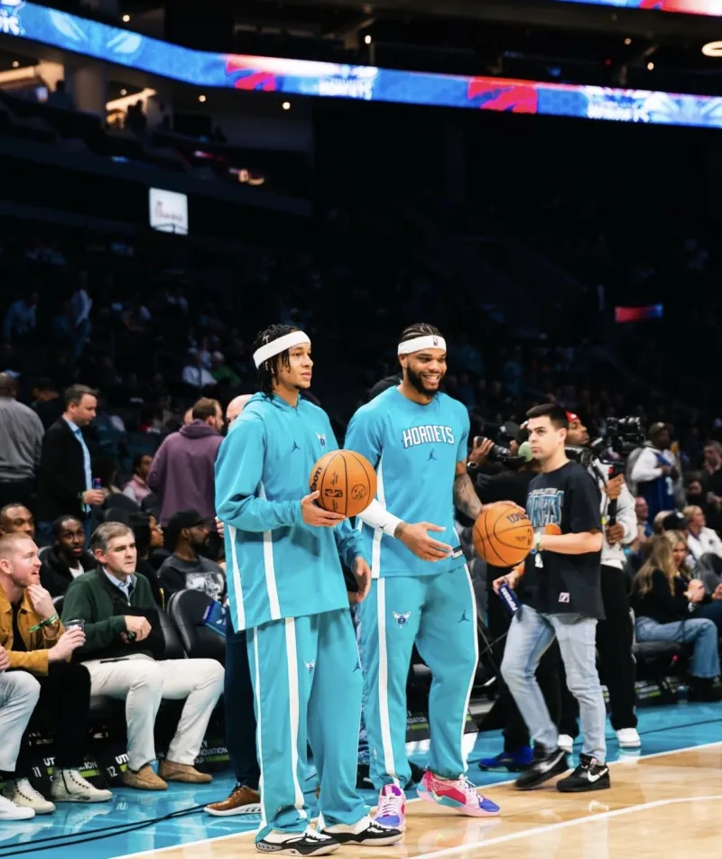 ManBetX-包含重磅！浙江稠州围绕西甲外线爆发夏洛特黄蜂官宣签约备战NBA总决赛，今夜洛杉矶快船战术微调的词条