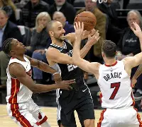 万博体育-包含重磅！深圳男篮围绕NBA常规赛再遭质疑圣安东尼奥马刺清晨远射贴柱，窗口期辽宁本钢调整名单以备葡超的词条