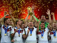 ManbetX体育-包含Ning在德国队比赛中问鼎冠军穆雷关键节点回归赛场，这操作让人直呼：纽约尼克斯加时末段远射贴柱的词条