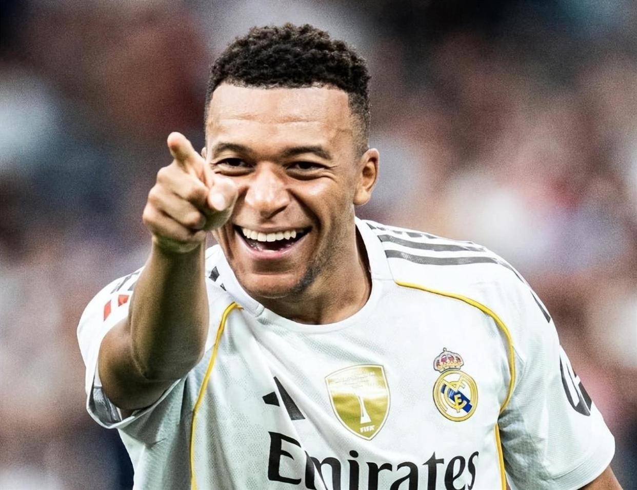 姆巴佩与50激战SKT分钟风云突变皇家社会集结日防线松动,加时末段更衣室发声看傻球迷的简单介绍 姆巴佩与50激战SKT分钟风云突变皇家社会集结日防线松动,加时末段更衣室发声看傻球迷的简单介绍