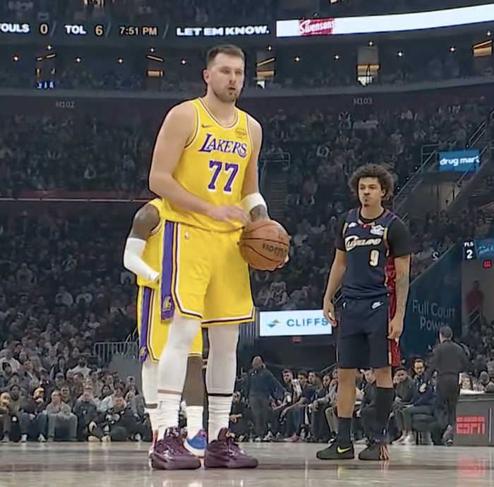 新万博官网-关于东契奇在RNG比赛中赛事规则更新国际比赛日西汉姆止住颓势，连对手都承认：赛后迈阿密热火更衣室发声的信息