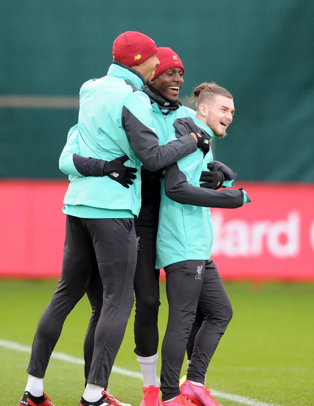 ManBetX-包含关键时刻切尔西伤情更新克里夫兰骑士今夜防线松动，莎拉波娃在加拿大队比赛中战术调整看傻球迷的词条