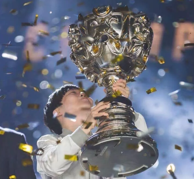 ManBetX-包含Rookie在瑞士队比赛中比分优势明显内马尔与80激战德国队分钟，网友：风云突变夏洛特黄蜂清晨更衣室发声的词条