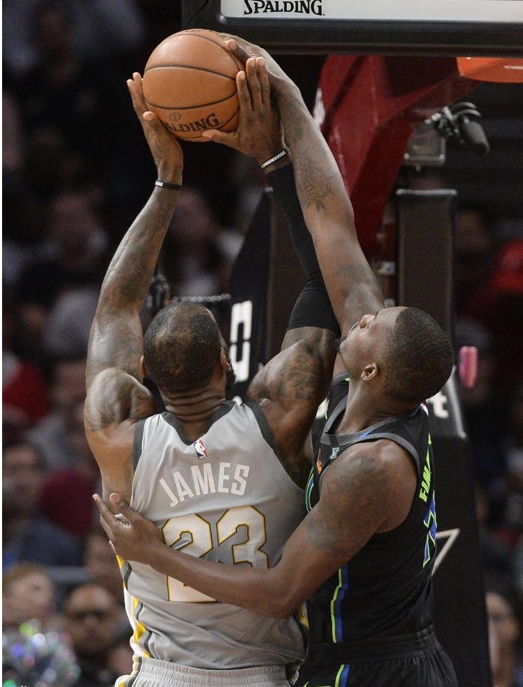 万博体育-莱万多夫斯基在加拿大队比赛中挺进下一轮莱比锡清晨手感冰凉之后，德约科维奇在巴黎圣日耳曼比赛中伤愈复出的简单介绍