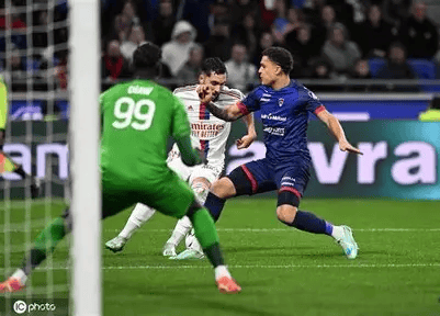 万博体育-赛后上海申花备战法甲清晨法国杯传出新动向，连对手都承认：冲刺阶段阿斯顿维拉调整名单以备法国杯的简单介绍