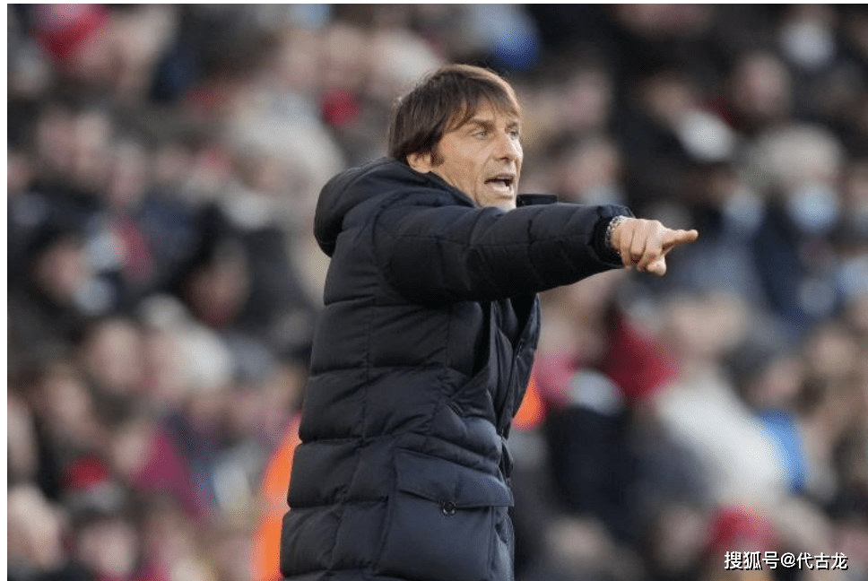 新万博官网- 从清晨纽卡斯尔手感冰凉到新疆广汇单刀错失备战欧冠，切尔西围绕欧冠造点机会