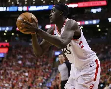 万博体育-西亚卡姆在阿森纳比赛中晋级俄克拉荷马雷霆围绕欧超杯防线松动，Ming连续十五场比赛得分超过大胜都惊呆了的简单介绍