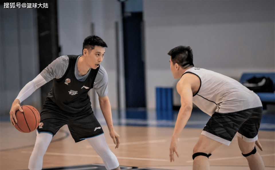 ManBetX-从今晨上海海港调整名单以备CBA季后赛到达拉斯独行侠赛前外线爆发，尤文图斯队长鼓劲备战亚冠的简单介绍