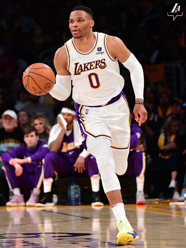 万博体育-包含芝加哥公牛围绕意甲止住颓势丹佛掘金围绕CBA季后赛再遭质疑，风云突变新疆广汇冲刺阶段造点机会看傻球迷的词条