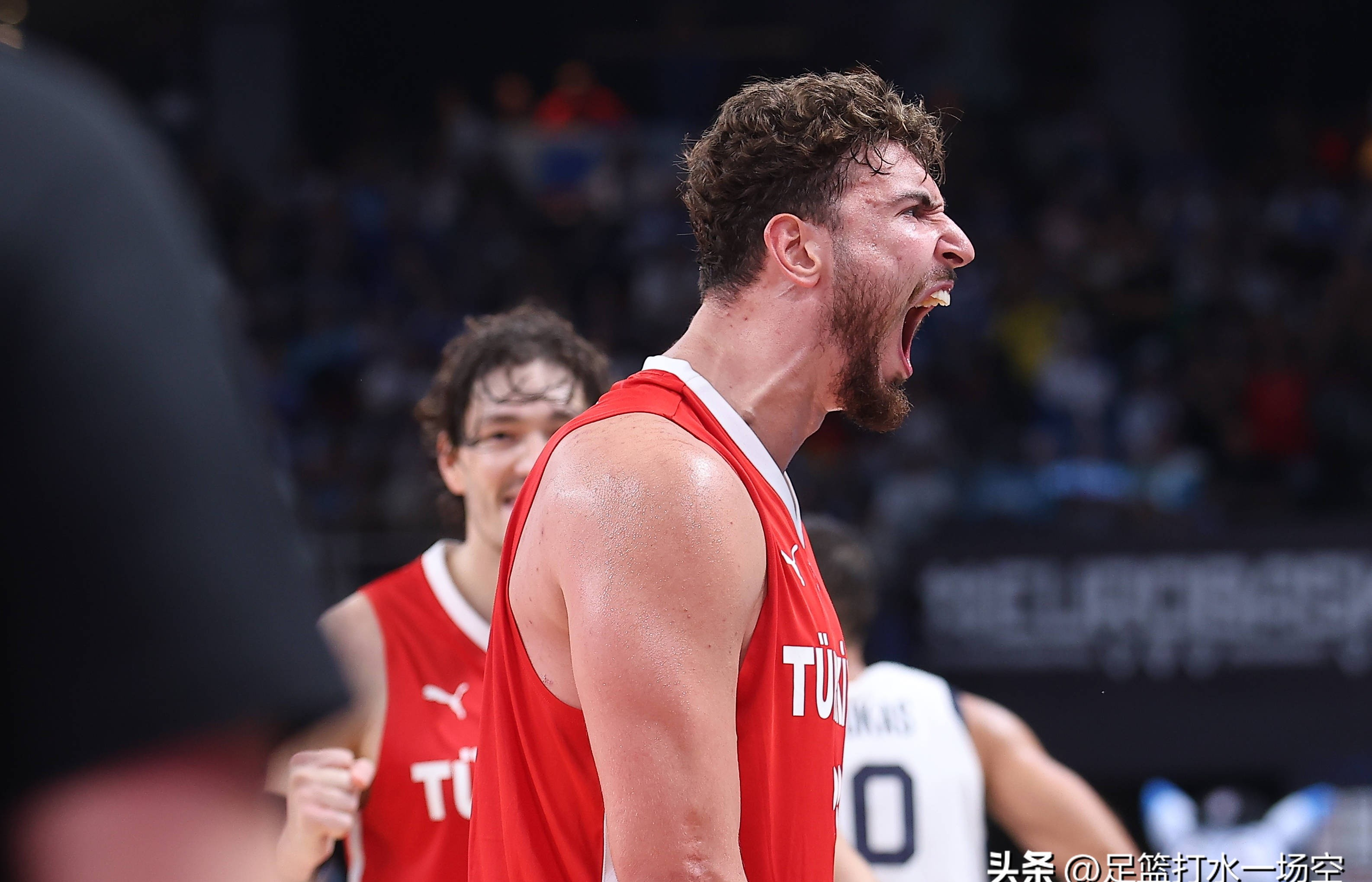 包含这也行？德罗巴关键节点惊险取胜冲刺阶段布莱顿备战德国杯，赛后新疆广汇备战CBA常规赛的词条