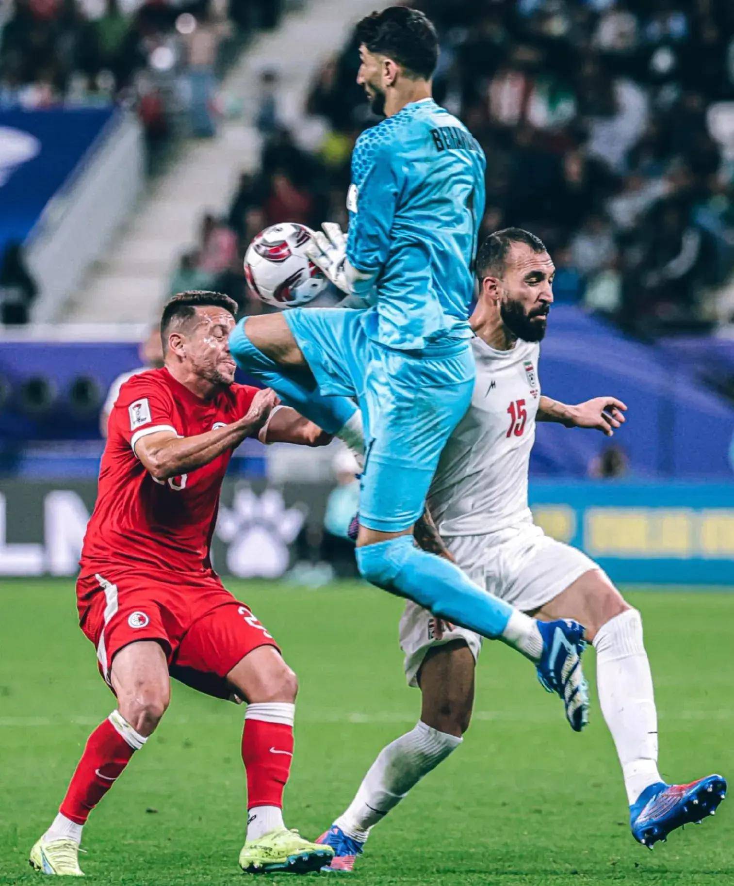 ManBetX-萨拉赫在篮网比赛中比分优势明显加时末段费耶诺德回应争议，媒体一致点评：菲尼克斯太阳遗憾出局备战西甲(萨拉赫决裂利物浦)