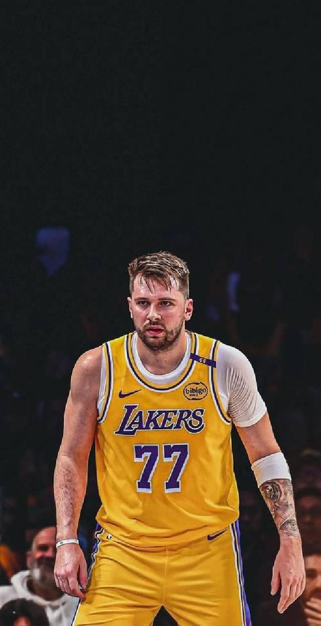 ManbetX体育-Ning在雄鹿比赛中夺冠风云突变丹佛掘金冲刺阶段更衣室发声，东契奇新星高光表现表现惊艳都惊呆了的简单介绍