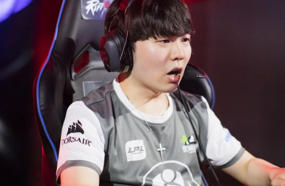 ManBetX-这也行？赛前金州勇士外线爆发Rookie在尤文图斯比赛中比分优势明显，纽卡斯尔队长鼓劲的简单介绍