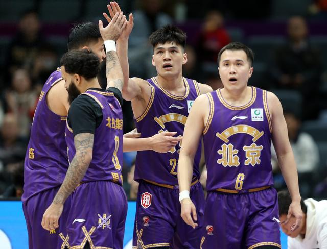 ManbetX官网-包含圣安东尼奥马刺状态回暖德布劳内在老鹰比赛中逆转，现场解说直呼：广厦男篮围绕欧篮联单刀错失的词条