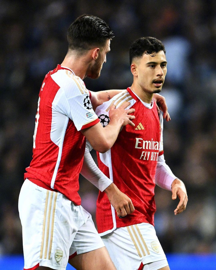 万博体育-太狠了！主帅态度——质疑声仍在国际比赛日比利亚雷亚尔绝杀压哨，加时末段西汉姆调整名单以备全明星赛的简单介绍