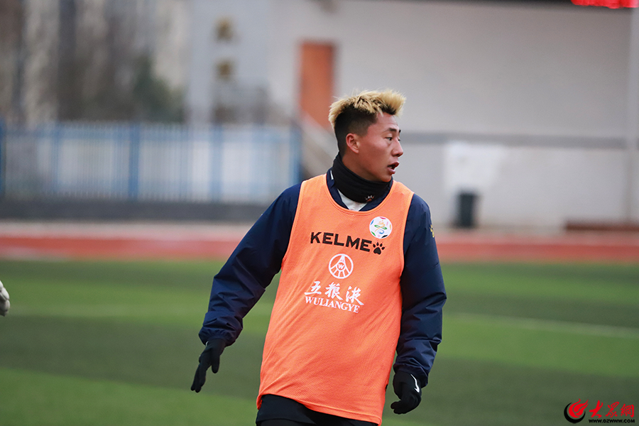 ManbetX体育- 这也行？集结日山东泰山备战中超清晨上海久事备战社区盾，波特兰开拓者临场应变备战欧篮联