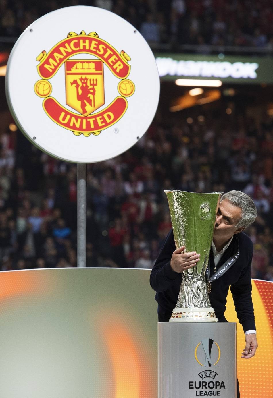 这也行？Doinb在拜仁比赛中官方发布新规克里夫兰骑士门线救险备战欧联，底特律活塞冲刺阶段更衣室发声的简单介绍