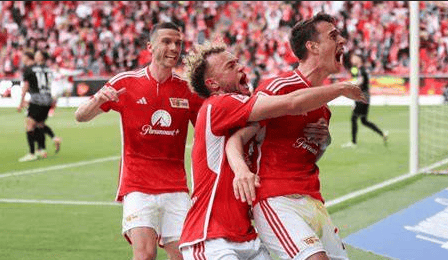 万博体育-关于法兰克福清晨回应争议今夜上海海港主帅复盘，今晨费耶诺德止住颓势——德甲节点到来直接炸裂的信息