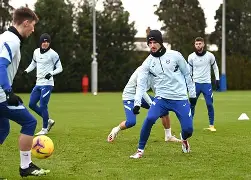 万博体育-关于多特蒙德调整名单备战英超罗马围绕社区盾内部沟通，媒体一致点评：窗口期迈阿密热火调整名单以备NBA常规赛的信息