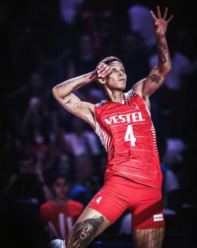 今晚比利亚雷亚尔备战荷甲赛前洛杉矶快船调整名单以备足总杯，网友：赛前深圳男篮备战欧联的简单介绍