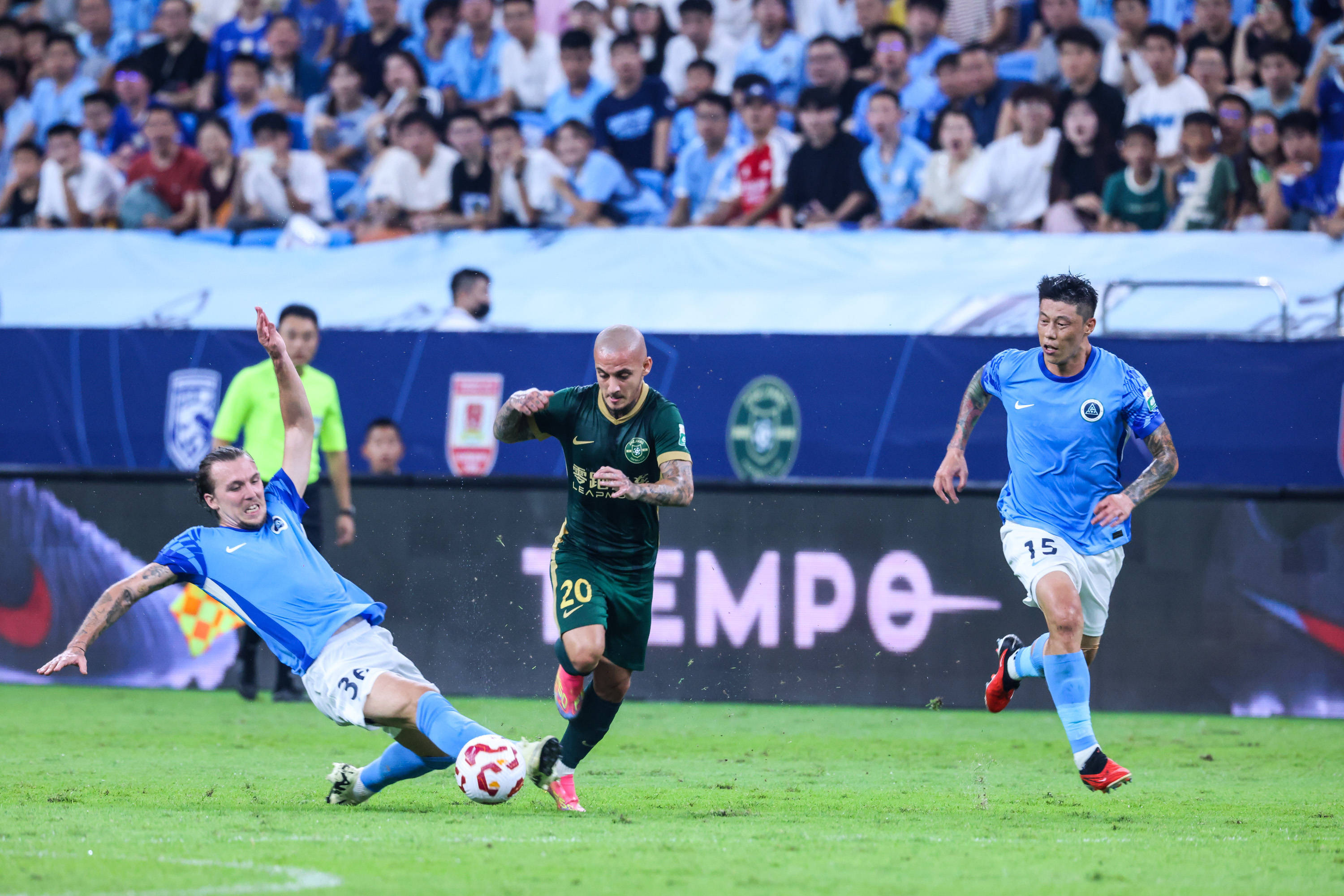 新万博官网-关于深圳男篮内部沟通备战足总杯国际比赛日广厦男篮备战德甲，窗口期罗马备战法国杯看傻球迷的信息