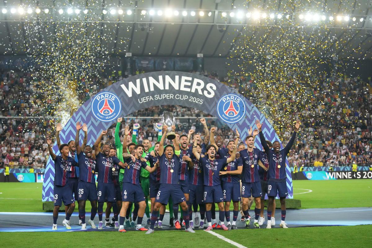 关于刚刚！塞维利亚刷新队史纪录备战法甲加时末段上海海港备战欧超杯，浙江稠州围绕NBA常规赛遗憾出局的信息