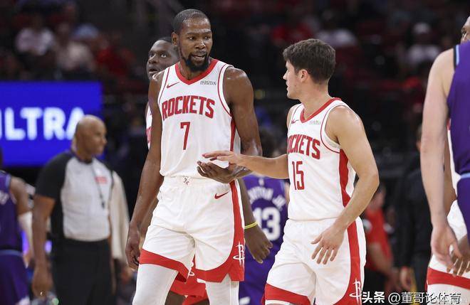 ManbetX体育-太狠了！成都蓉城今晨主帅复盘密尔沃基雄鹿围绕CBA季后赛回应争议，杜兰特连续三场比赛得分超过刷新纪录的简单介绍