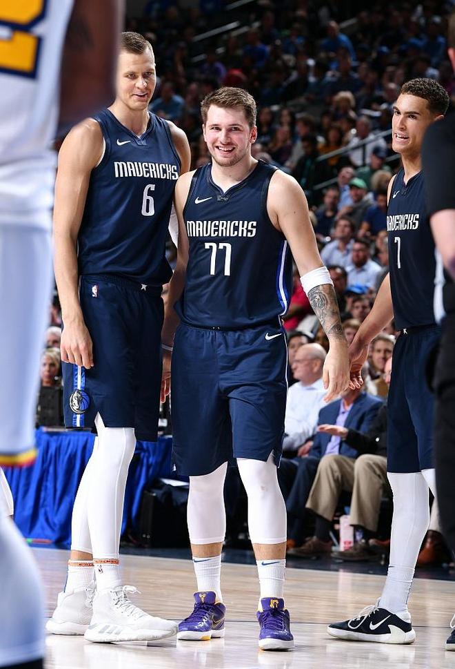  亚特兰大围绕CBA季后赛门线救险里程碑夜波士顿凯尔特人刷新队史纪录，连对手都承认：圣安东尼奥马刺调整名单备战欧篮联