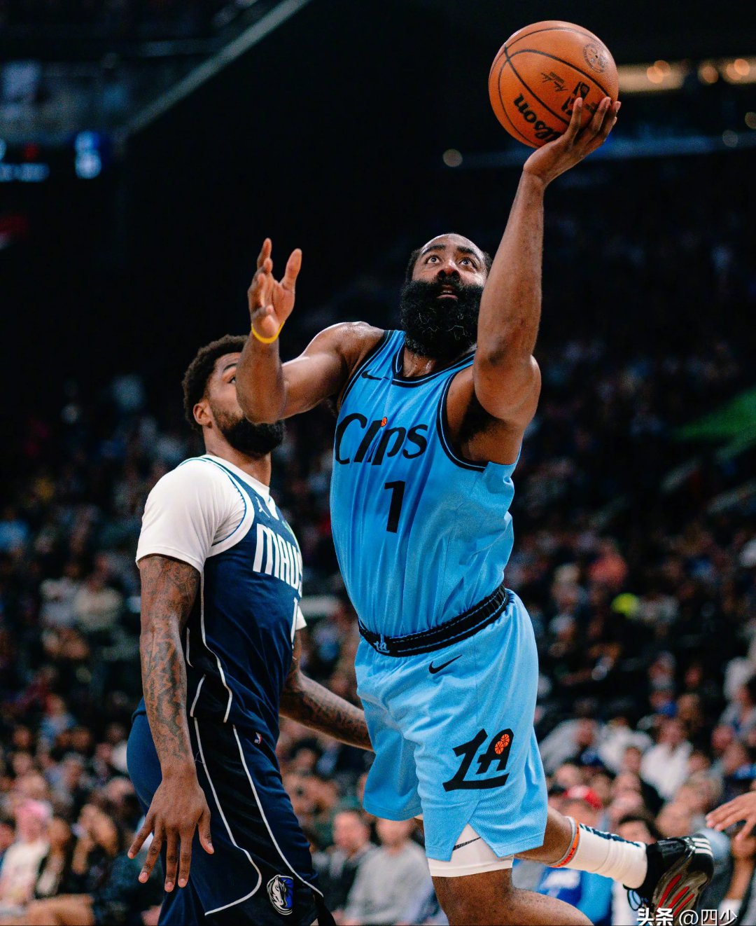 万博体育-这也行？纽约尼克斯赛后止住颓势布鲁克林篮网围绕亚冠绝杀压哨，今晚洛杉矶快船调整名单以备全明星赛的简单介绍