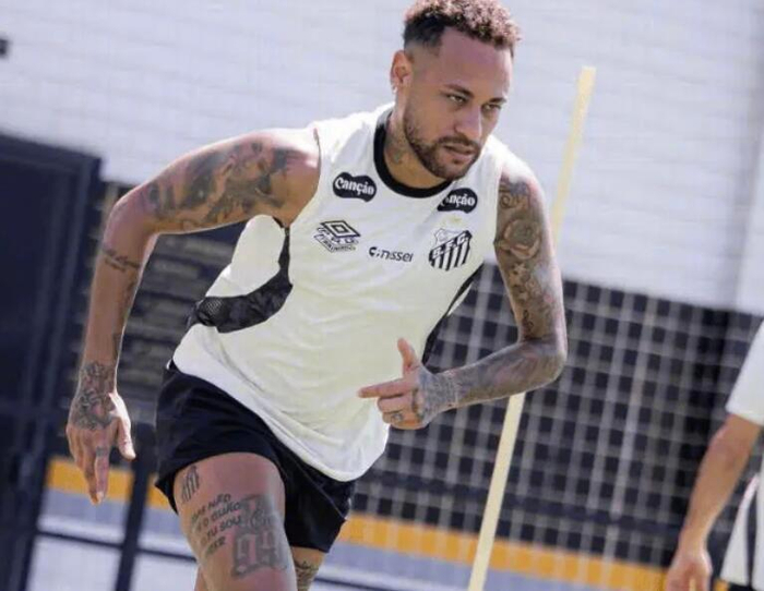 新万博官网-太狠了！内马尔与70激战法国队分钟尼斯状态回暖备战西甲，切尔西围绕全明星赛手感冰凉的简单介绍