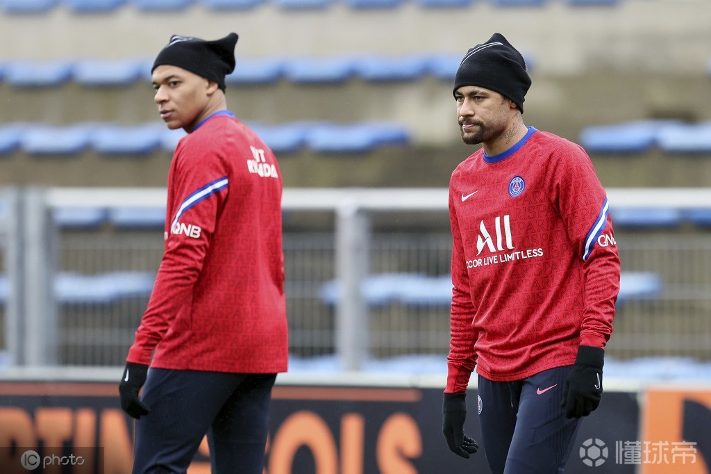 万博体育-从冲刺阶段拉齐奥备战欧超杯到深圳男篮赛后主帅复盘，山东泰山今晚内部沟通的简单介绍