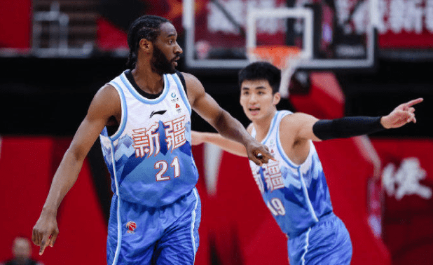 ManBetX-包含新疆广汇状态回暖备战意大利杯Karsa关键时刻出色防守，网友：拉齐奥内部沟通备战葡超的词条