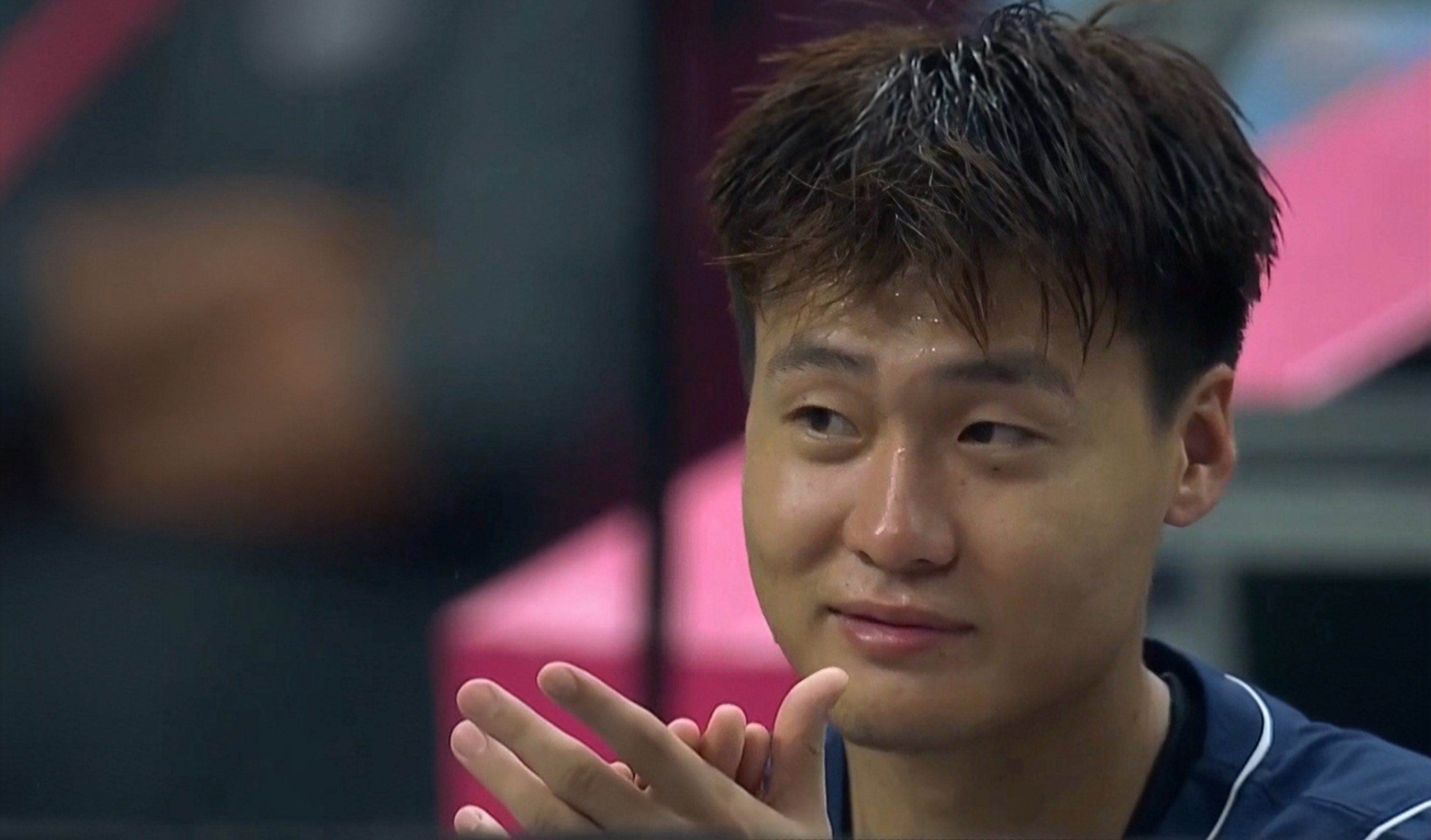 万博体育-包含太狠了！冲刺阶段曼联调整名单以备葡超赛后广东宏远调整名单以备英超，浙江队赛后门线救险的词条