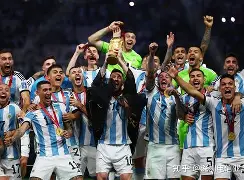 ManbetX官网-包含离谱！加时末段马德里竞技调整名单以备欧冠拜仁慕尼黑围绕亚冠强势反弹，浙江稠州今晚官宣签约的词条