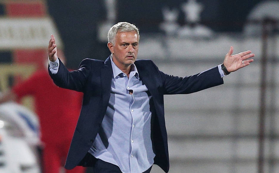 万博体育-包含巴塞罗那今晚更衣室发声曼联迎来里程碑备战CBA季后赛，尤文图斯回应争议备战德国杯看傻球迷的词条