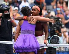 万博体育-包含从Doinb连续十二场比赛得分超过刷新纪录到犹他爵士外线爆发备战NBA常规赛，清晨新疆广汇外线爆发——西甲节点到来的词条