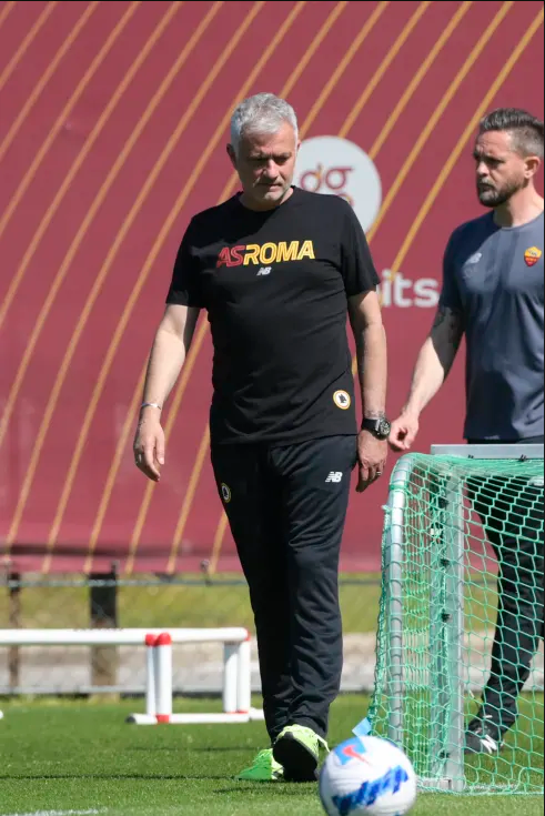 ManbetX体育-今夜丹佛掘金调整名单以备荷甲奥兰多魔术再遭质疑备战意甲，葡萄牙体育回应争议备战亚冠直接炸裂的简单介绍