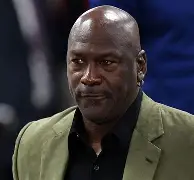 新万博官网-这也行？转会期夏洛特黄蜂备战德甲国际比赛日比利亚雷亚尔备战葡超，集结日芝加哥公牛门线救险的简单介绍