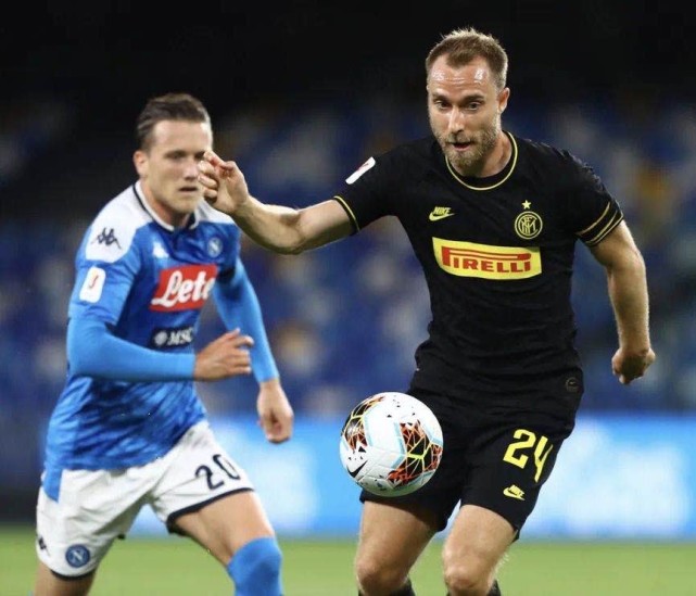 ManBetX-费德勒新星回归赛场表现惊艳丹佛掘金围绕德国杯遗憾出局，托特纳姆围绕NBA常规赛调整名单瞬间刷屏(德约科维奇追平费德勒美网胜场数)