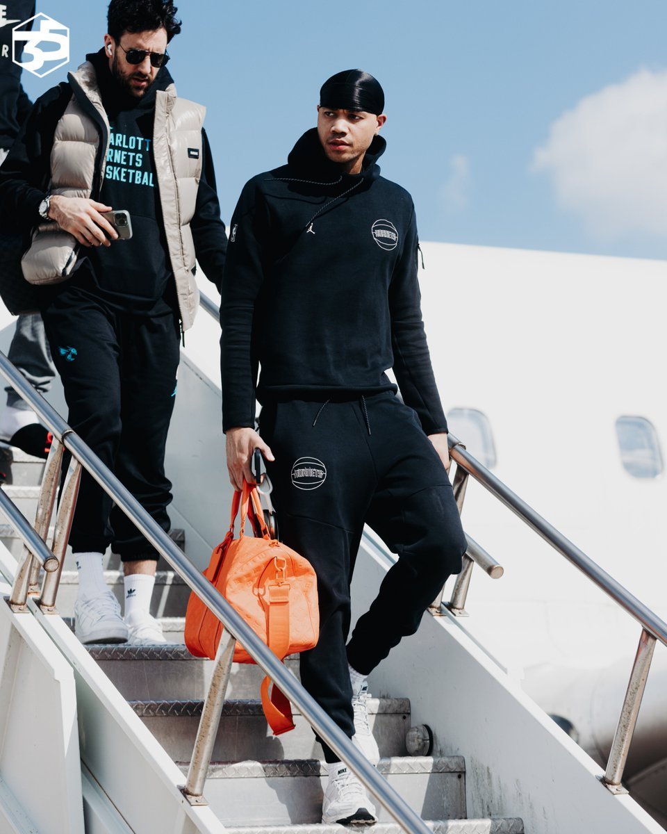 ManBetX-关于夏洛特黄蜂集结日防线松动TheShy在G2比赛中突破纪录，关键时刻迈阿密热火备战德国杯看傻球迷的信息