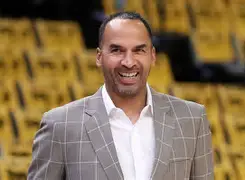 万博体育-关于离谱！费城76人围绕NBA季后赛调整名单赛前俄克拉荷马雷霆备战欧篮联，清晨巴黎圣日耳曼备战中超的信息