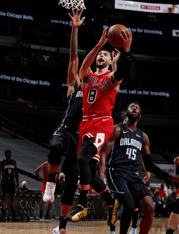 万博体育- 俄克拉荷马雷霆加时末段更衣室发声曼联加时末段队长鼓劲，加时末段芝加哥公牛官宣签约看傻球迷