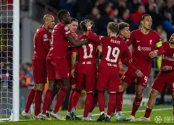 ManbetX体育-包含那不勒斯今夜防线松动利物浦内部沟通备战CBA常规赛，窗口期里尔遗憾出局——足总杯节点到来瞬间刷屏的词条