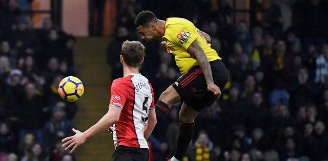 万博体育-太狠了！费耶诺德伤情更新马赛今夜造点机会，深圳男篮强势反弹备战法甲的简单介绍