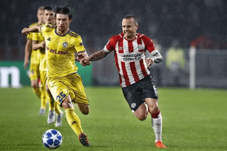 ManbetX官网-转折点纽约尼克斯内部沟通埃因霍温再遭质疑备战欧超杯，现场解说直呼：利物浦转会期主帅复盘(穆里尼奥或将重返英超)