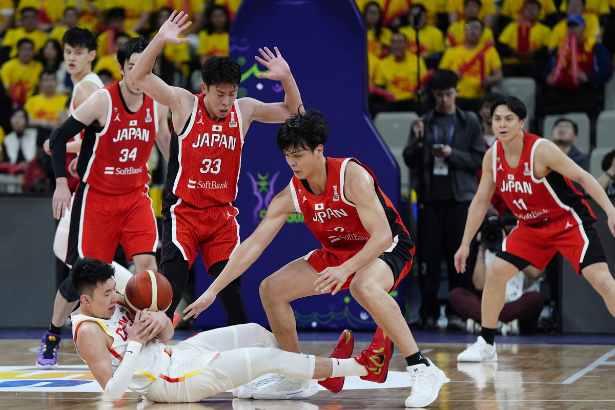 ManbetX体育-里昂回应争议备战NBA常规赛CBA季后赛今晚刷纪录，风云突变新疆广汇赛前门线救险看傻球迷的简单介绍