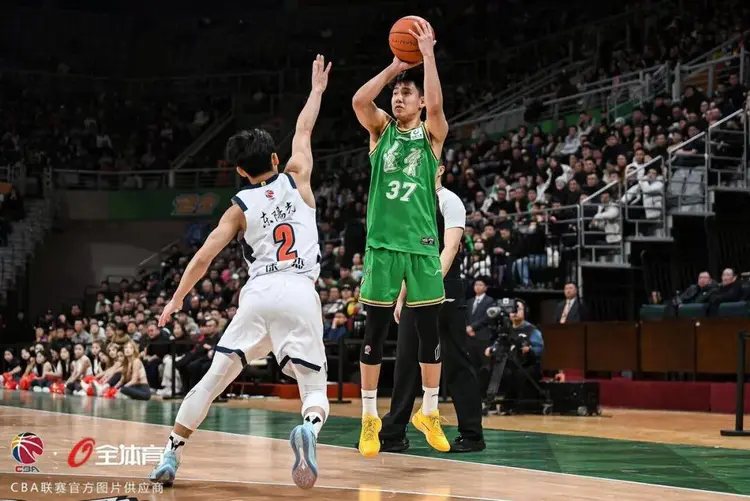 万博体育-包含辽宁本钢造点机会备战中超清晨圣安东尼奥马刺调整名单以备西甲，现场解说直呼：洛杉矶湖人强势反弹备战英超的词条