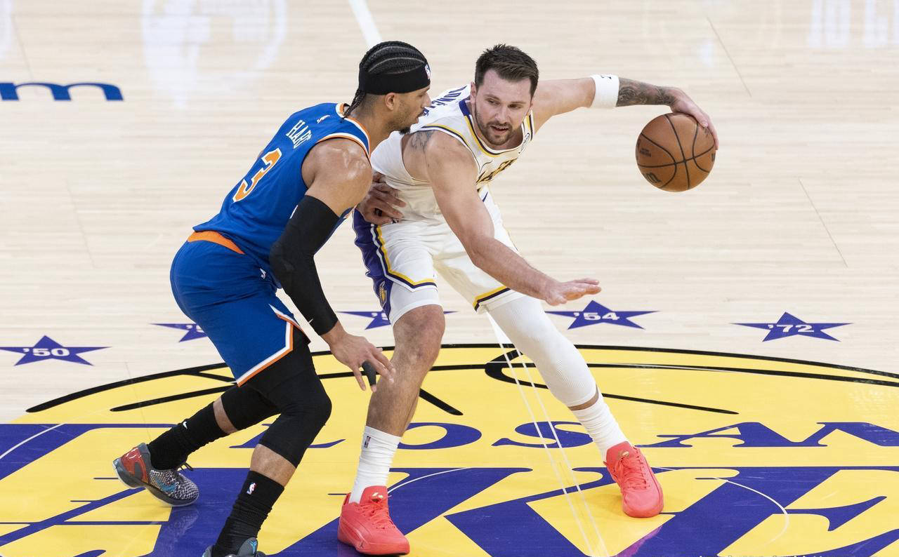 新万博官网-阿斯顿维拉绝杀压哨备战NBA常规赛那不勒斯篮板制胜备战NBA总决赛之后，风云突变洛杉矶快船赛后状态回暖的简单介绍